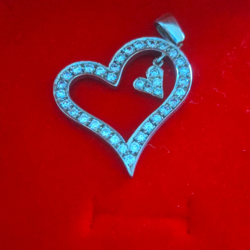 Silver heart pendant